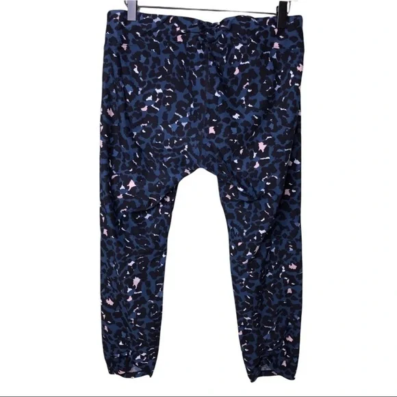 Calvin Klein Women’s Performance Leggings Cropped Blue Animal Print Size XL - Picture 3 of 7